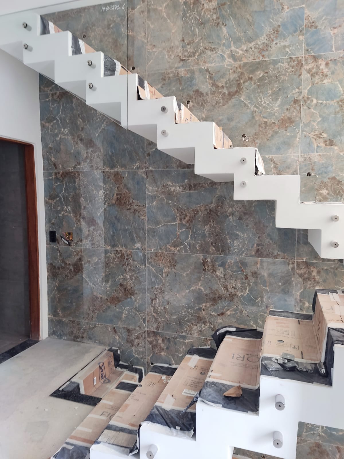 Guarda Corpo é um Serviço da Sartori Vidros